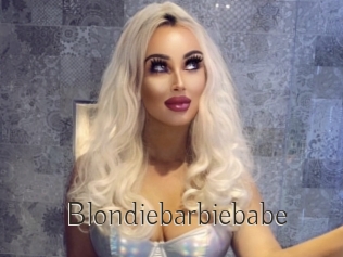 Blondiebarbiebabe